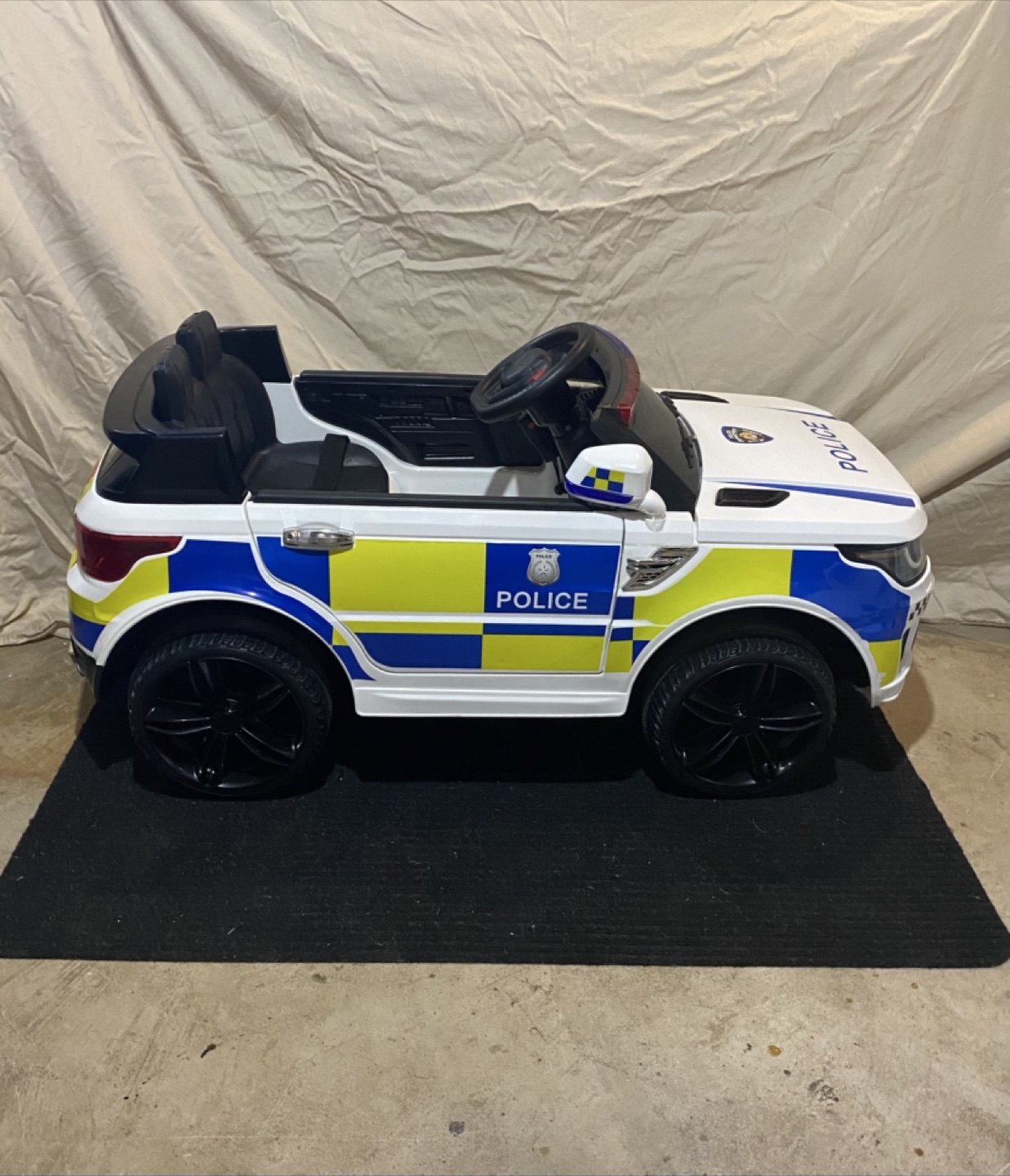Kids Electric Police Car - photo 2