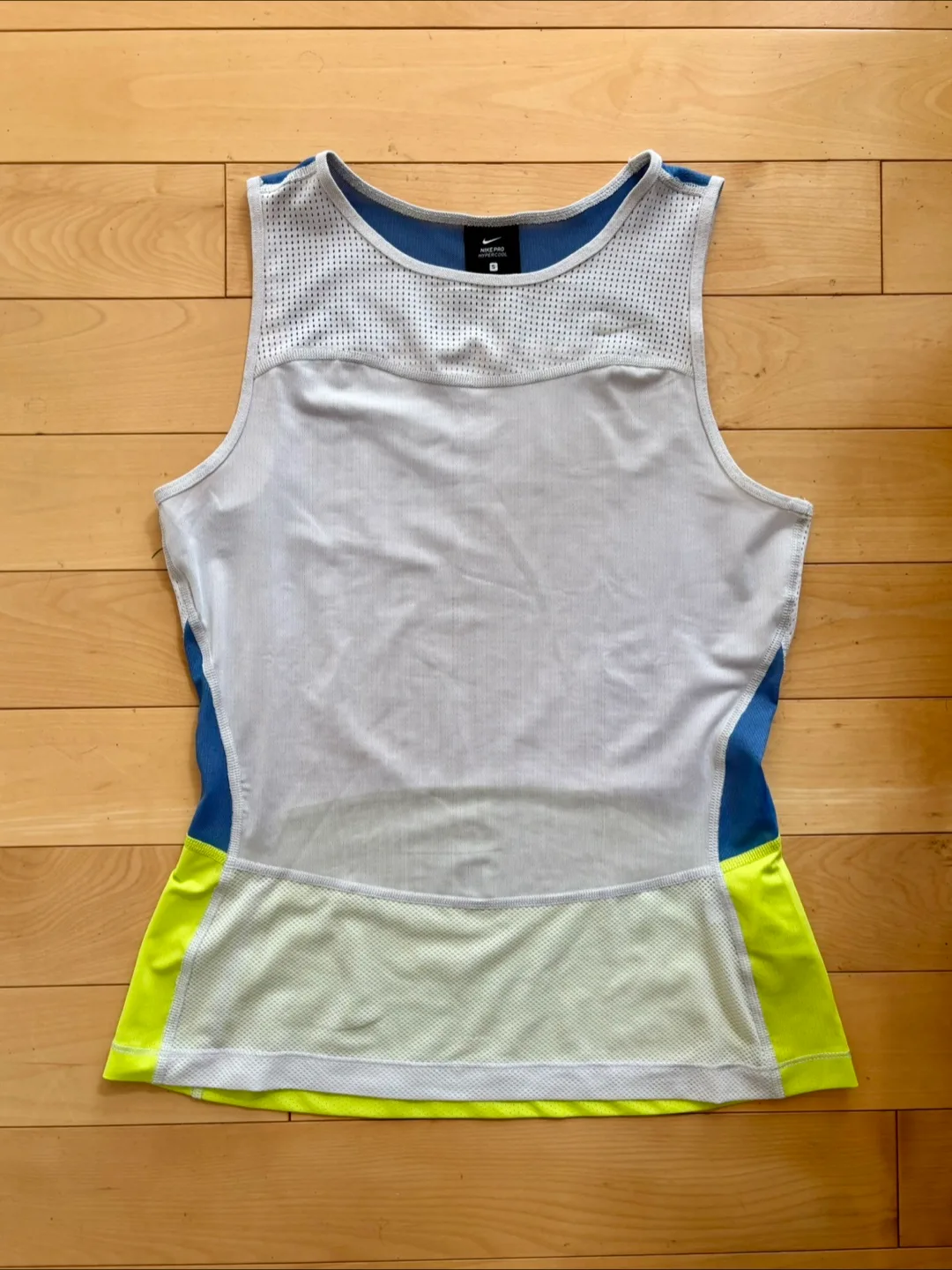 Nike Pro Hypercool tank top thumbnail