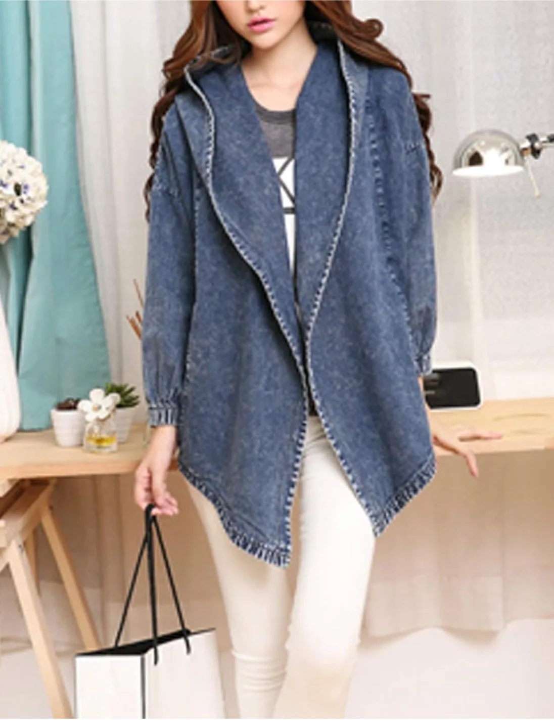 Women's  Vintage  Denim Jacket thumbnail