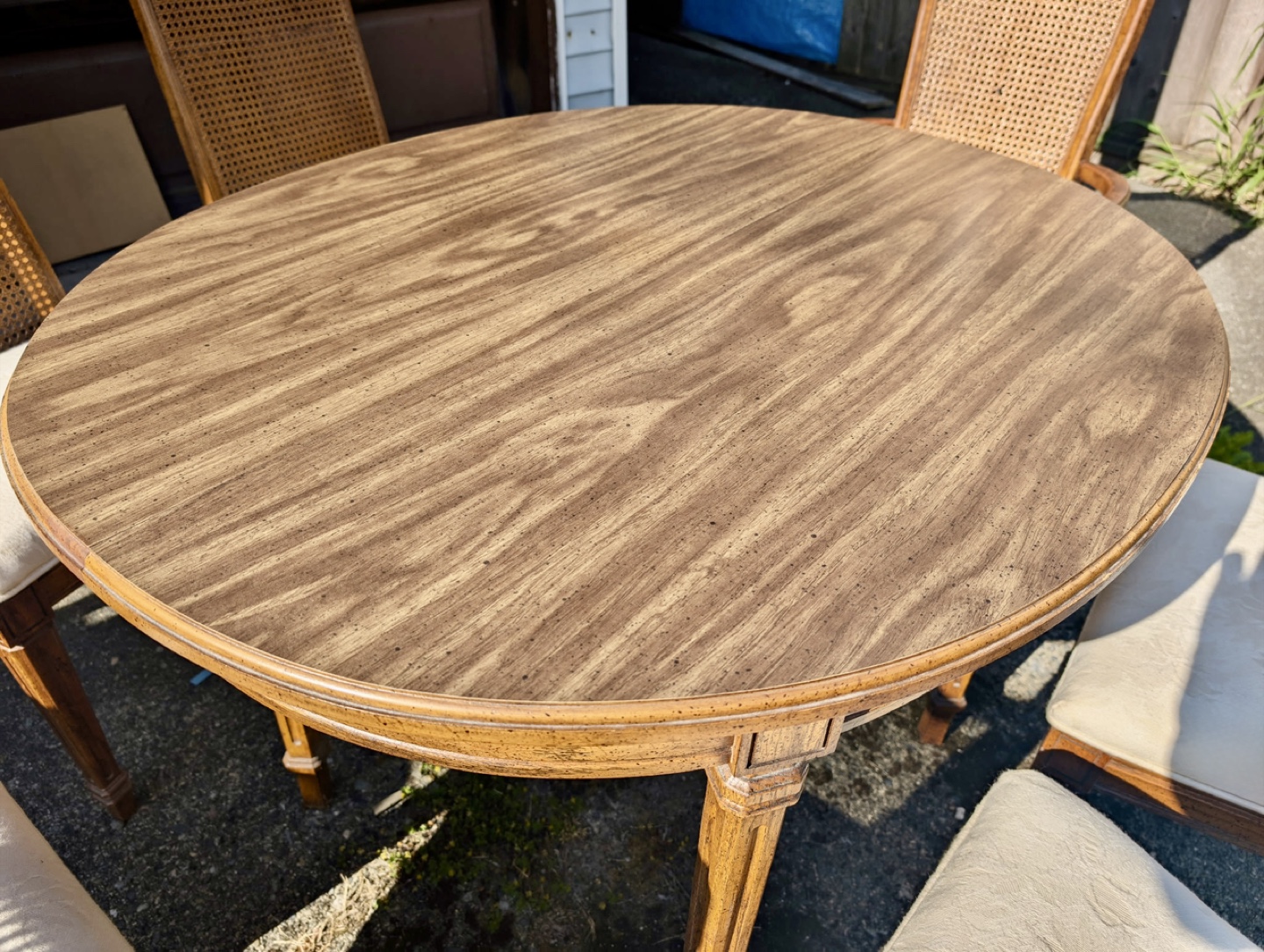 Vintage Round Dining Table Set with 6 Chairs - photo 4