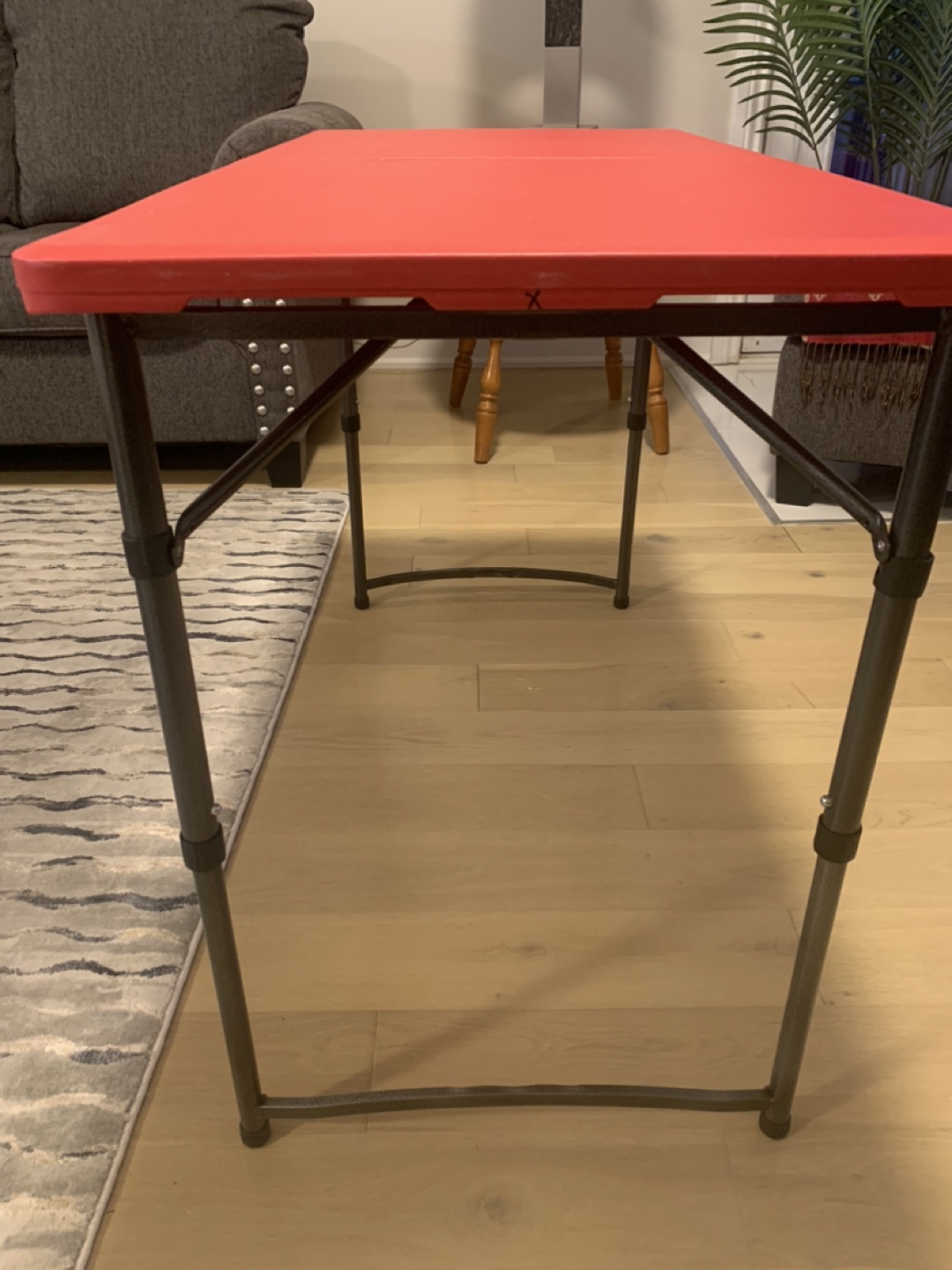 Red Folding Table - photo 3