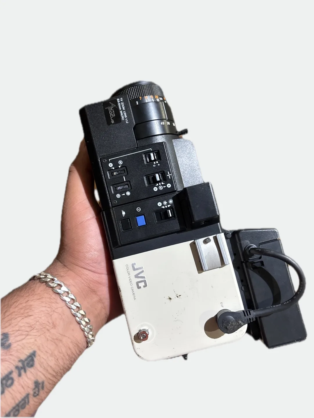 Vintage JVC GR-C1 Color Video Camera thumbnail