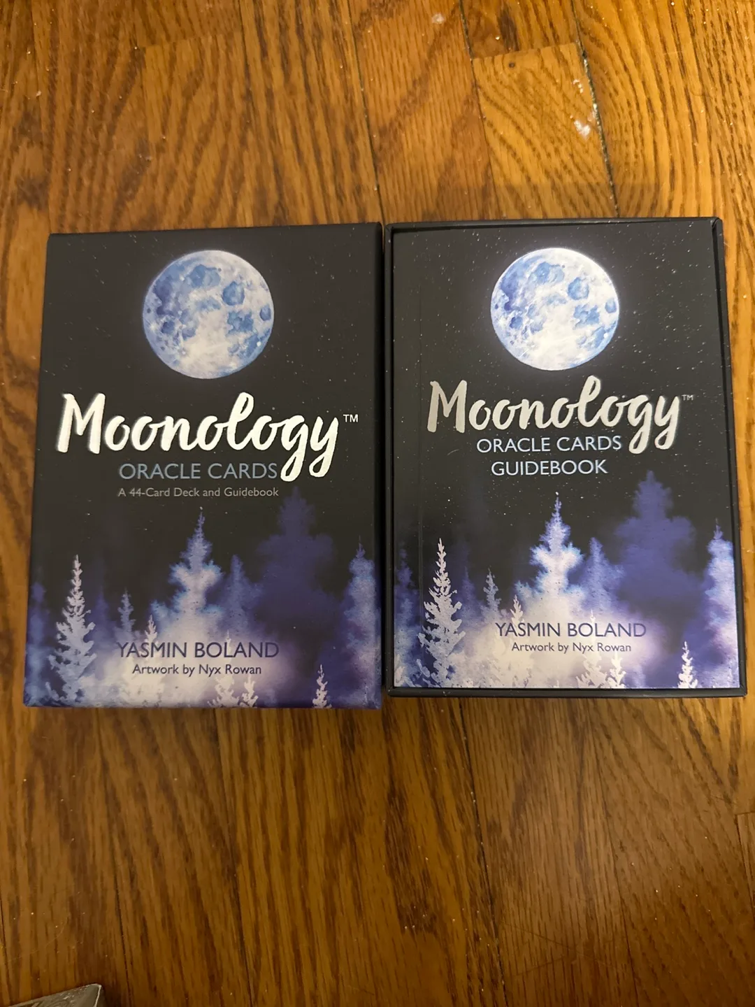 Yasmin Boland Moonology Oracle Cards image indicator(3)