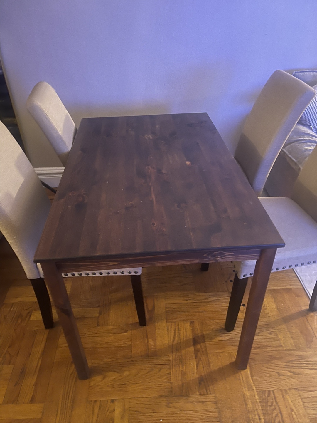 4 chairs and table
