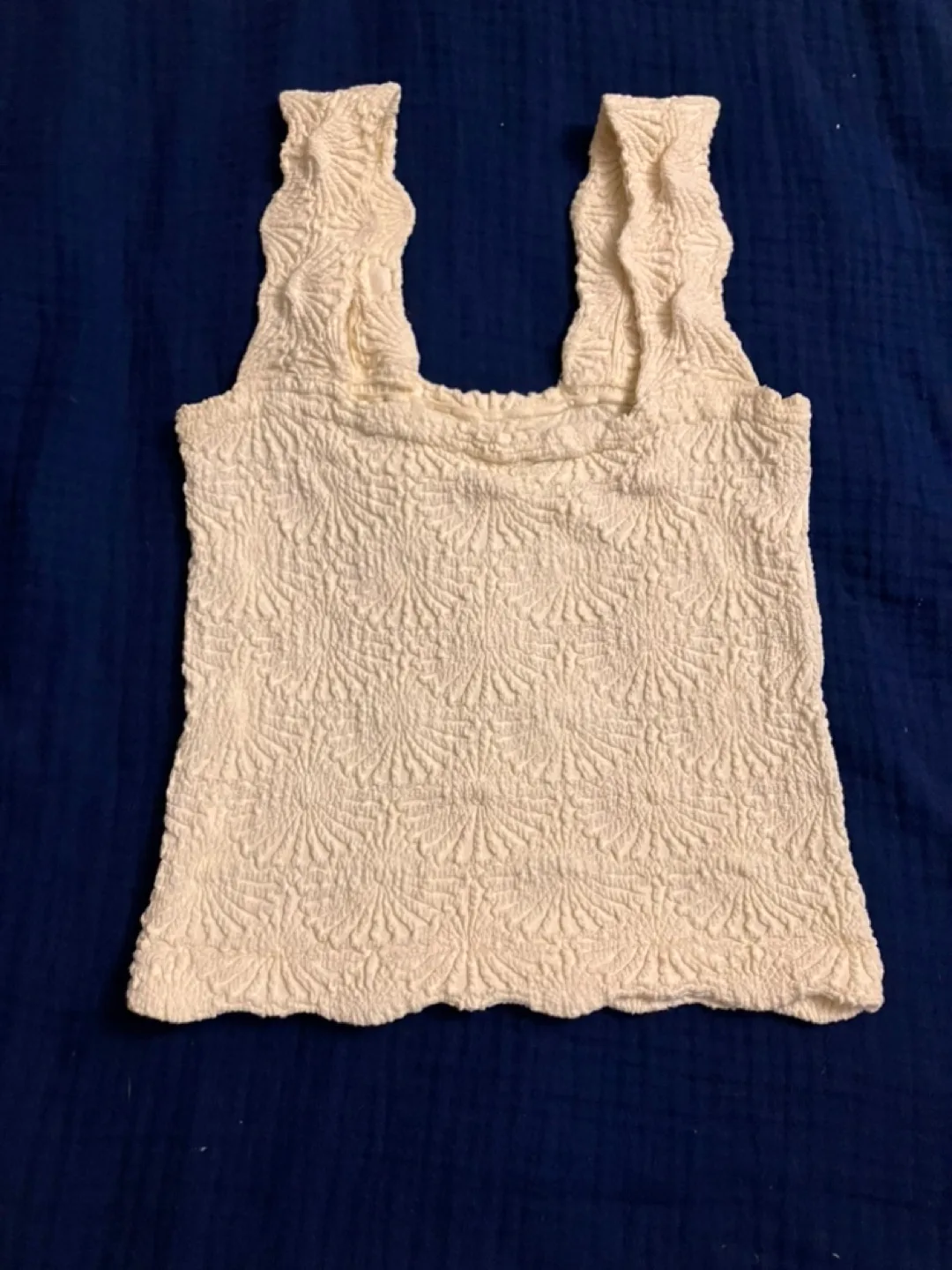 No brand / no tag off white sleeveless top thumbnail