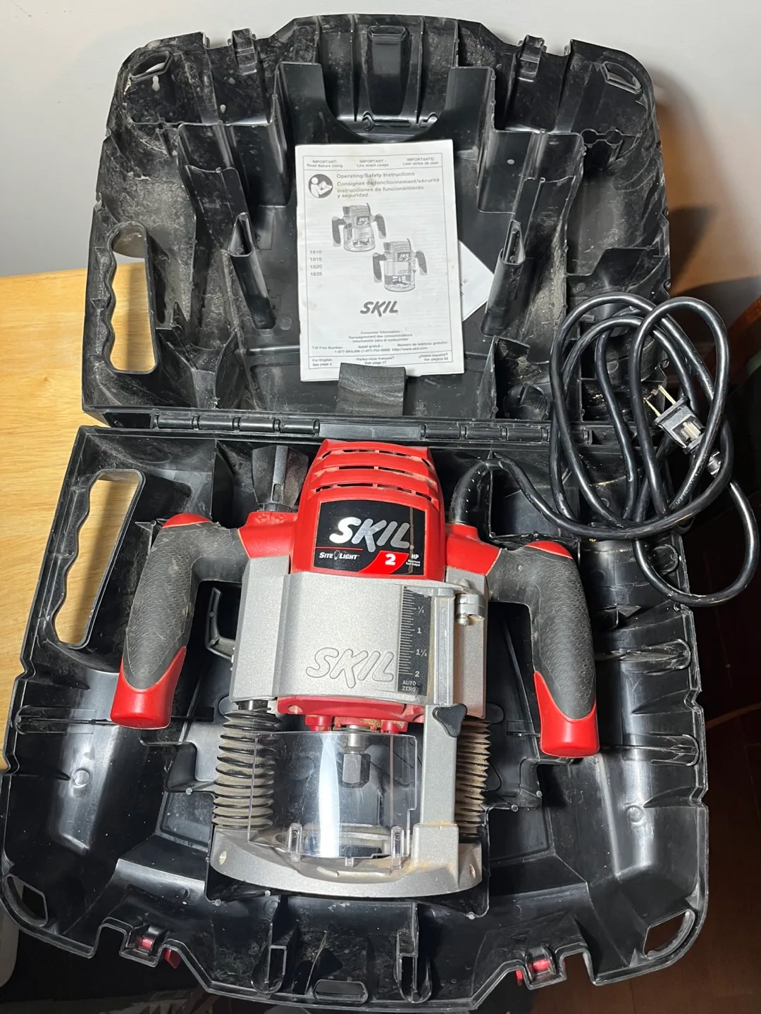 SKIL 1820 2 HP Site Light Router with Case image indicator(2)