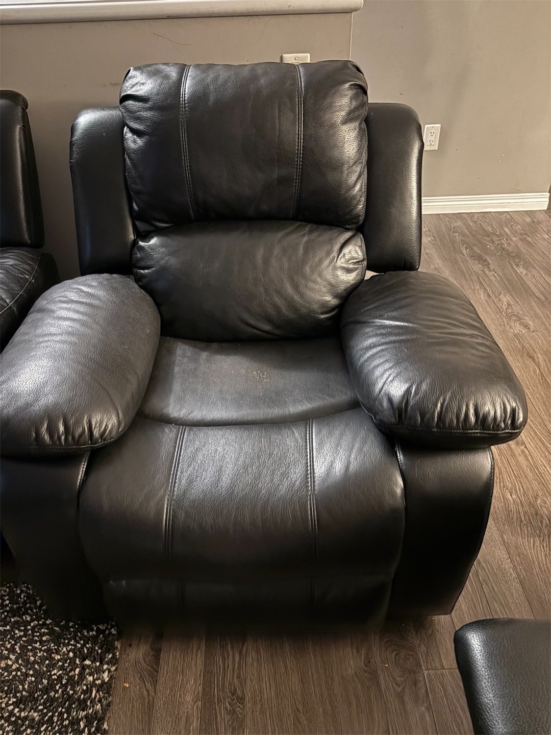 Black Leather Recliner Set - photo 3