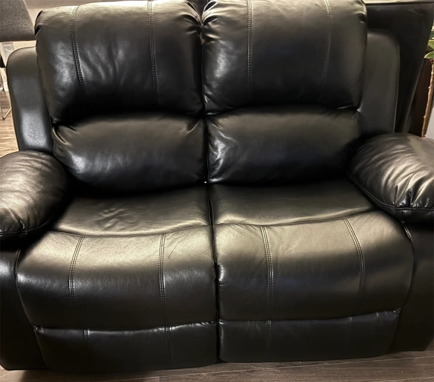 Black Leather Recliner Set thumbnail