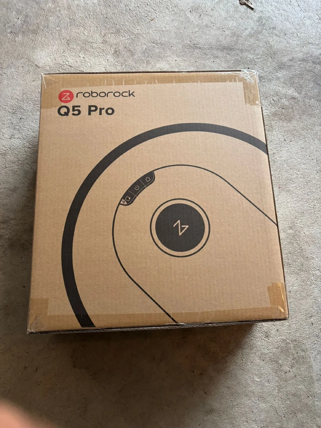 Roborock Q5 Pro Robot Vacuum - Brand New in Box thumbnail