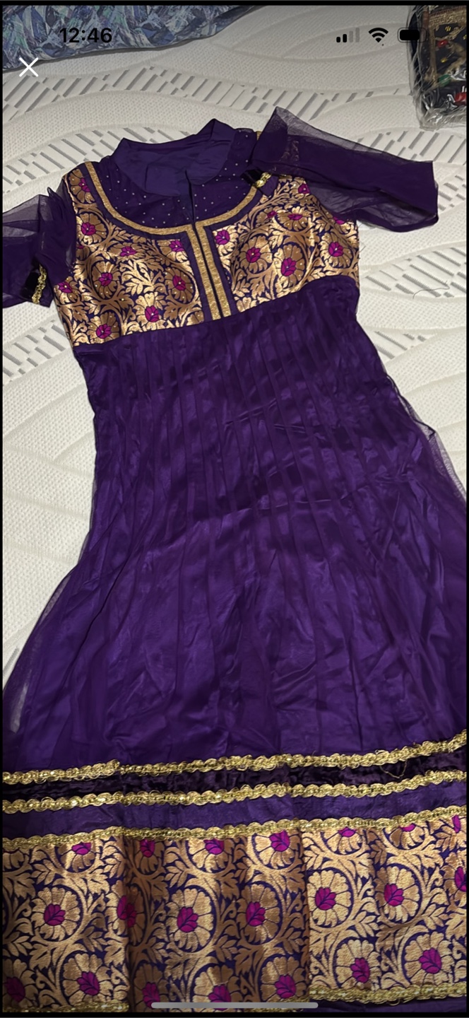 Gorgeous Purple Salwar Kameez with Gold Embroidery - photo 2