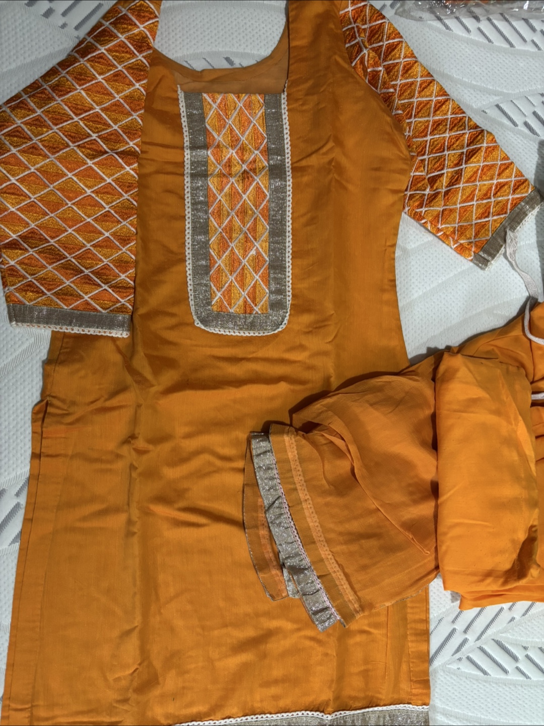 Gorgeous Collection of Indian Salwar Kameez Suits - photo 3