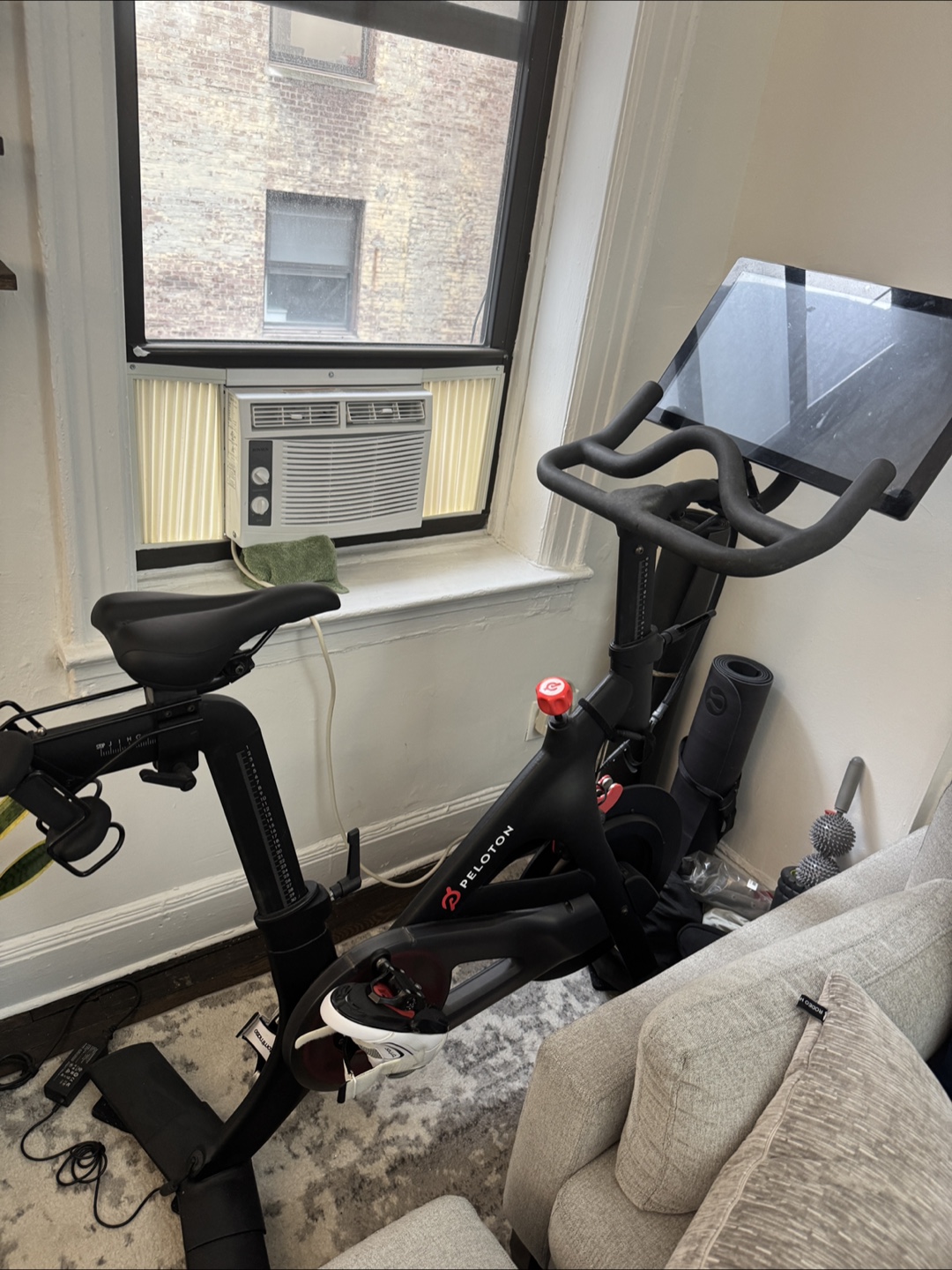 Peloton 2nd Gen  Exercise Bike