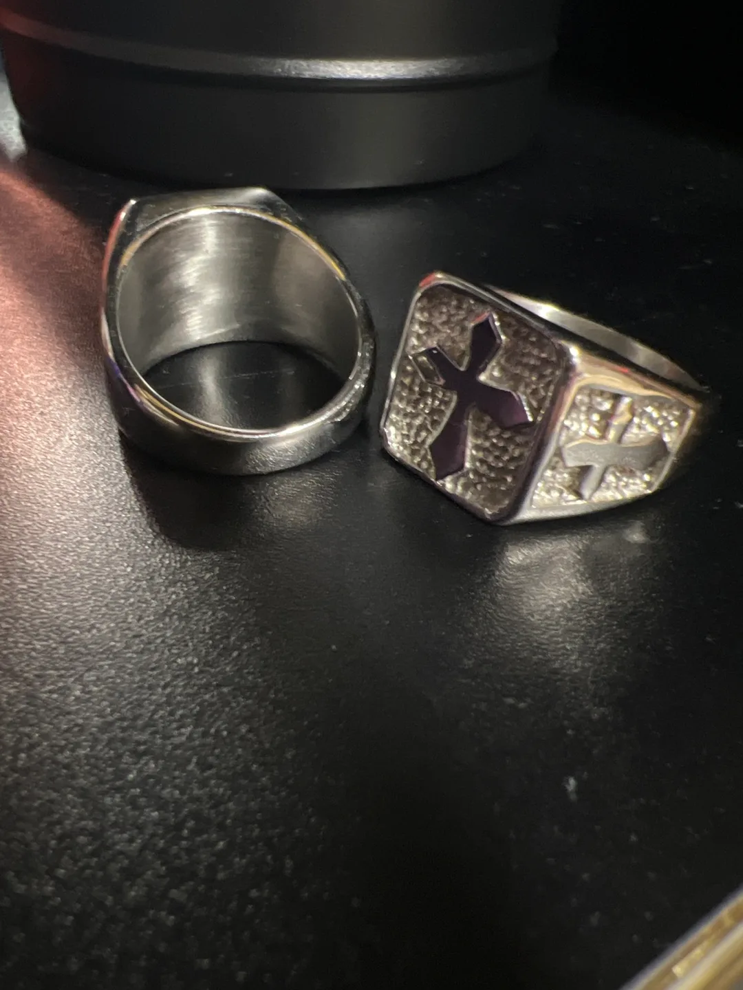 Pair of Men's Stainless Steel Cross Rings image indicator(2)