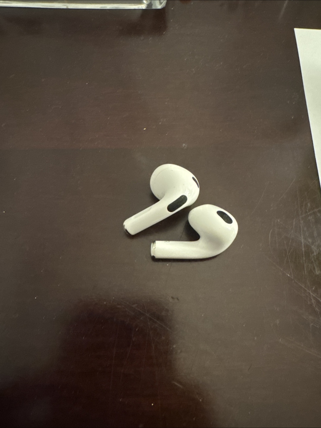 Apple AirPods (2nd generation) - Without Case