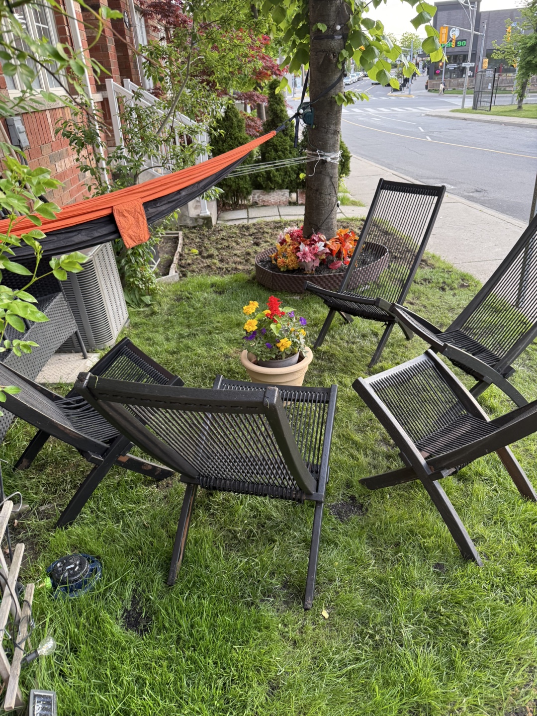 Set of Five Black Folding Outdoor Chairs - photo 2
