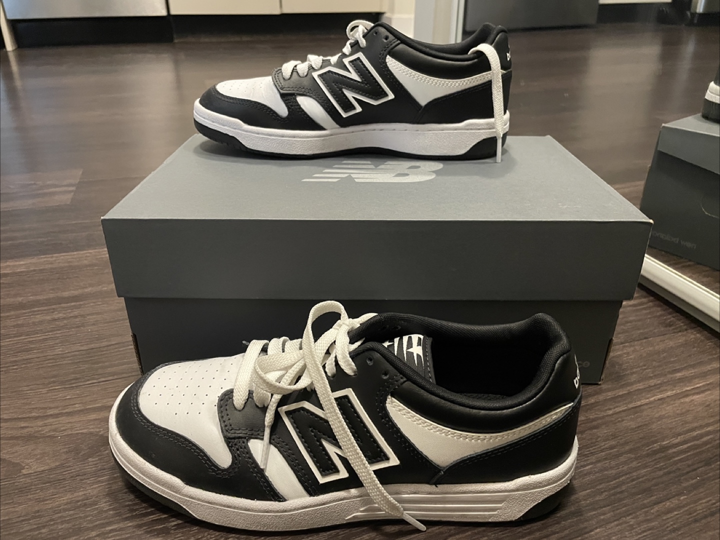 New Balance 480 Sneakers - Black and White