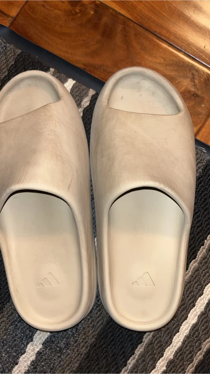 Adidas Yeezy Slides Bone/Pure thumbnail
