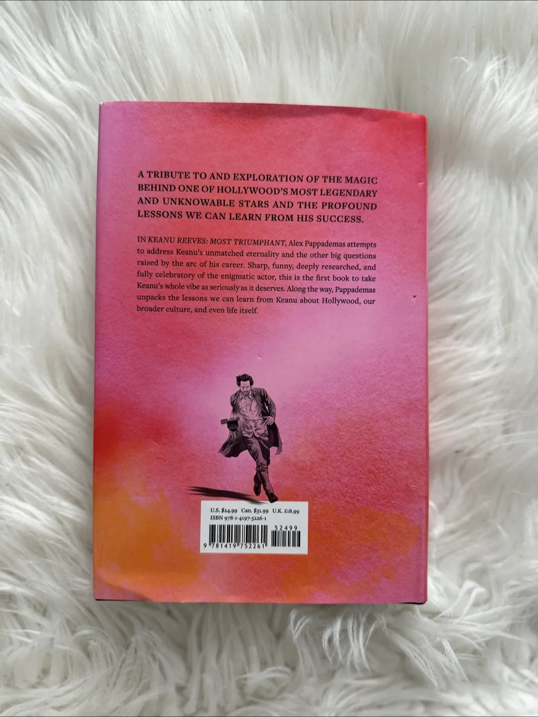 Keanu Reeves: Most Triumphant Movies Hardcover Book image indicator(2)