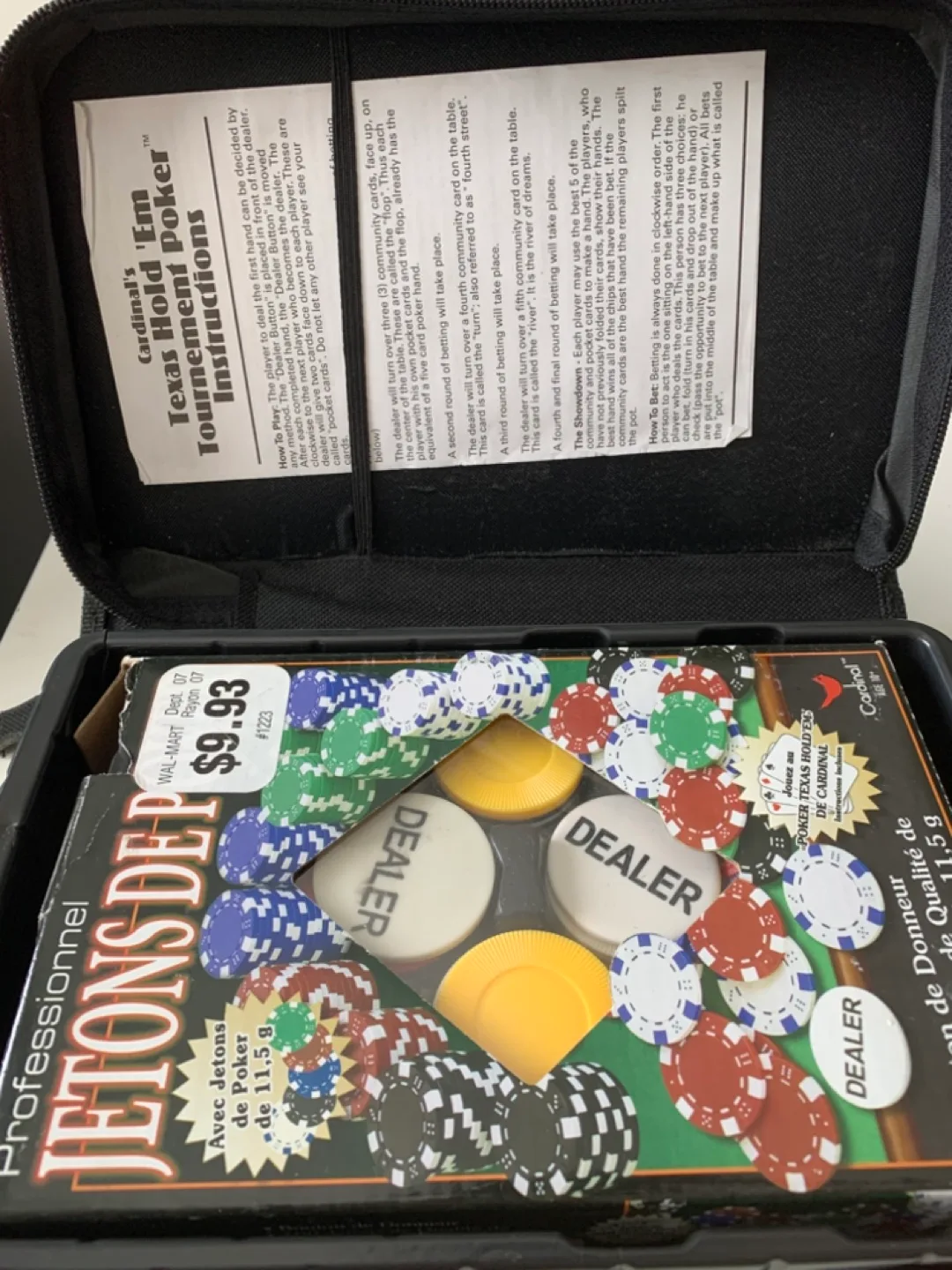 Cardinal's Texas Hold'em Tournament Poker Chip Set thumbnail