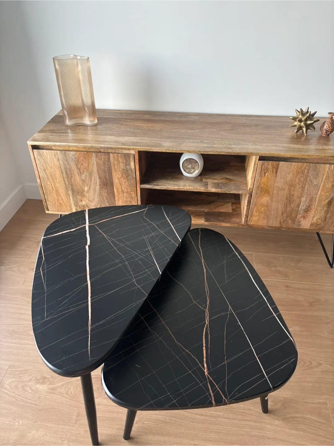 Jisella 3 Legs Nesting Table Sets image indicator(4)