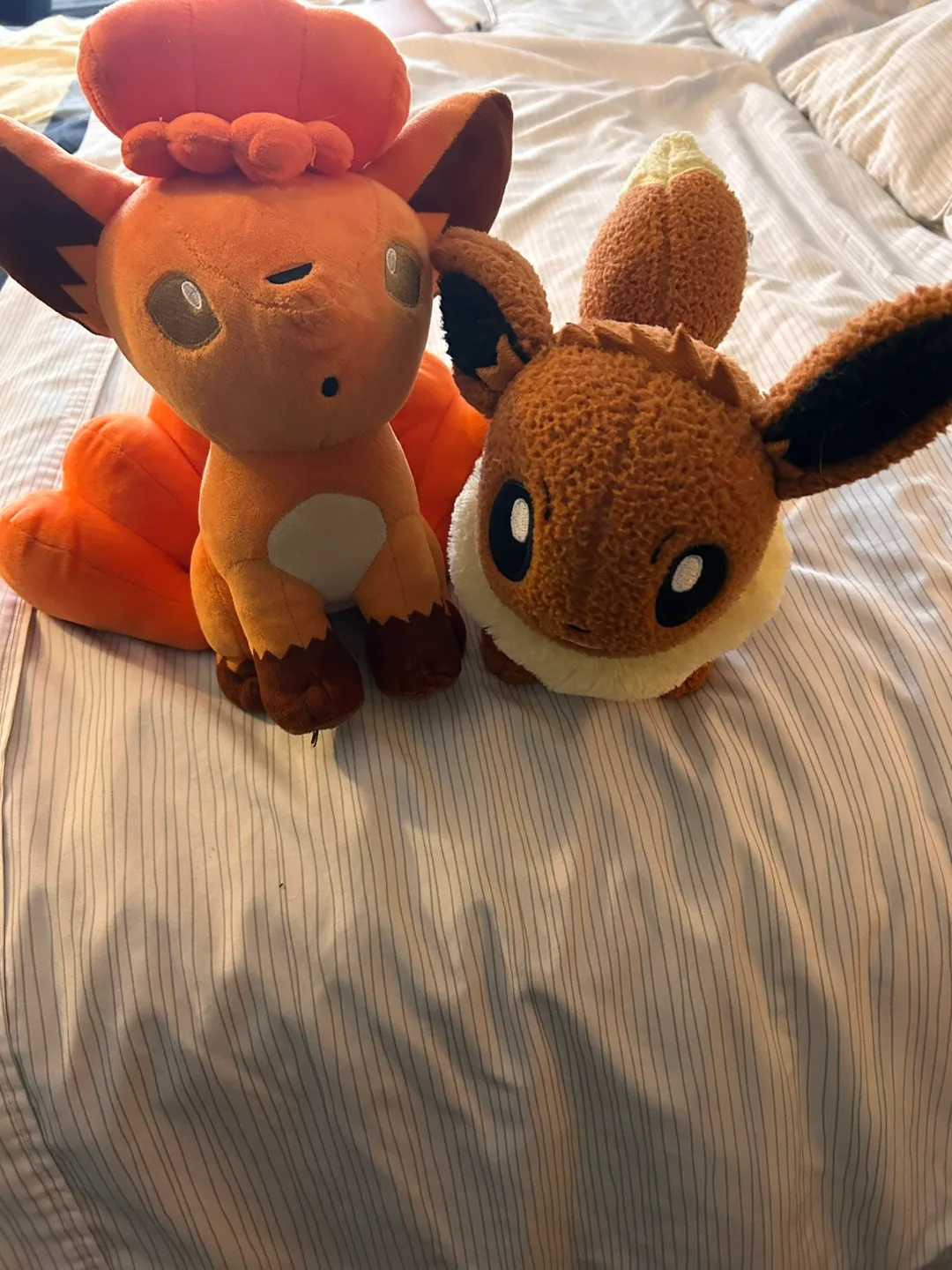 Vulpix and Eevee Plush Toys POKEMON thumbnail