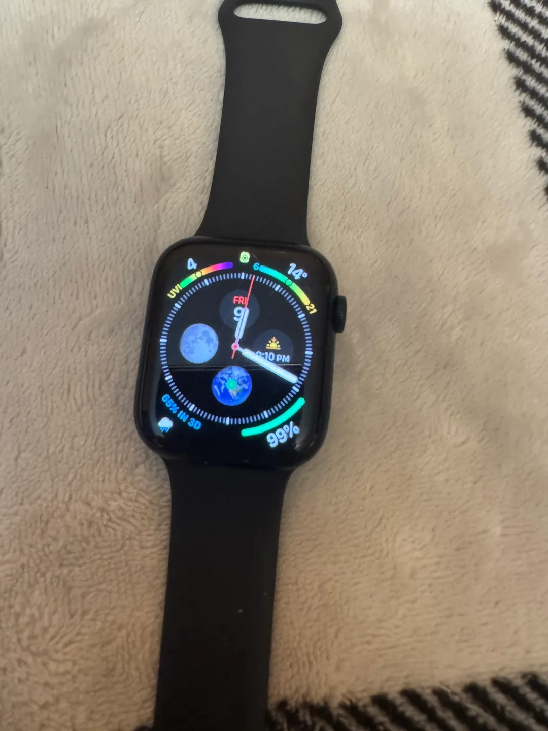 Apple Watch Series 9 thumbnail