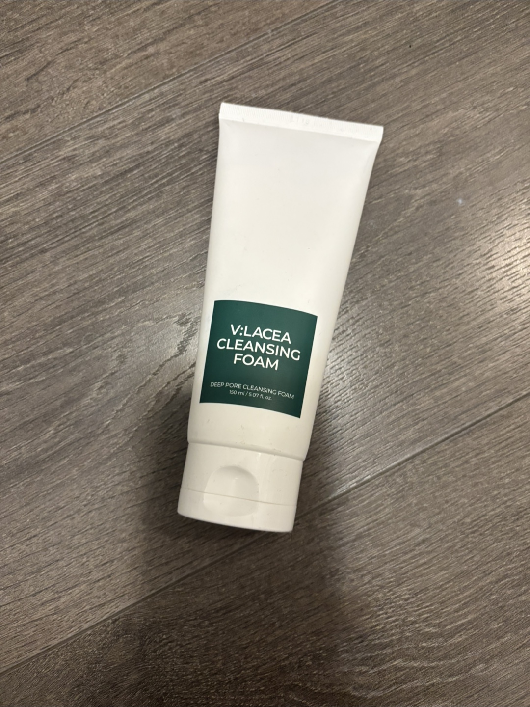 V.lacea Deep Pore Cleansing Foam