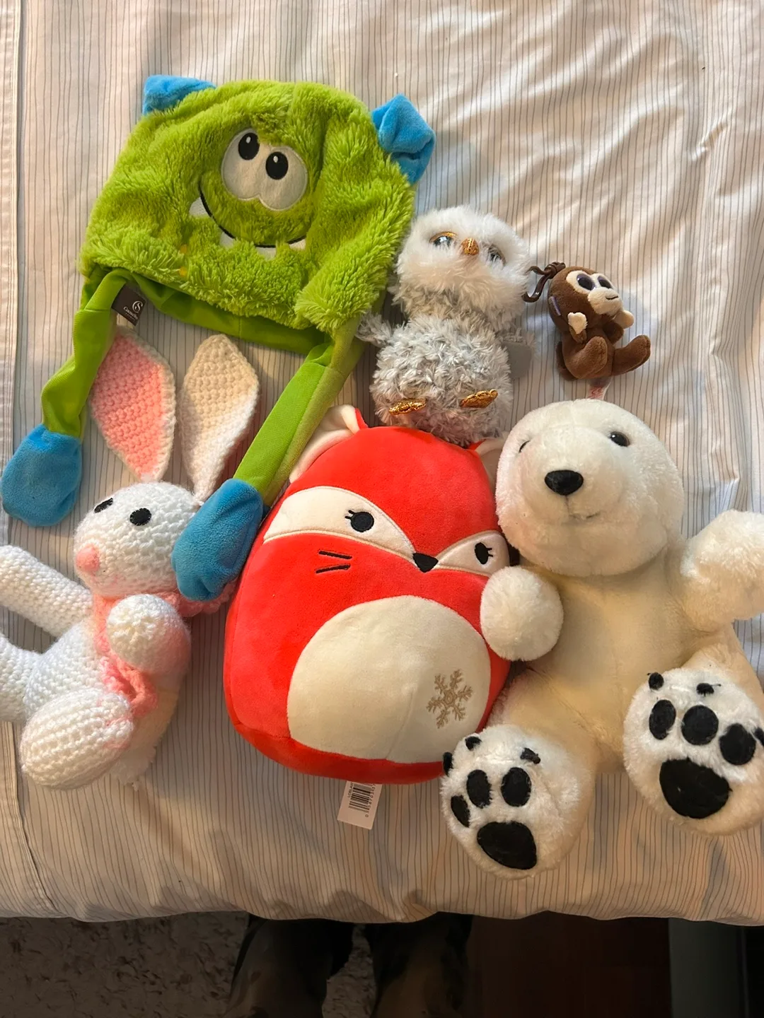 Lot of 6 adorable plush toys! thumbnail