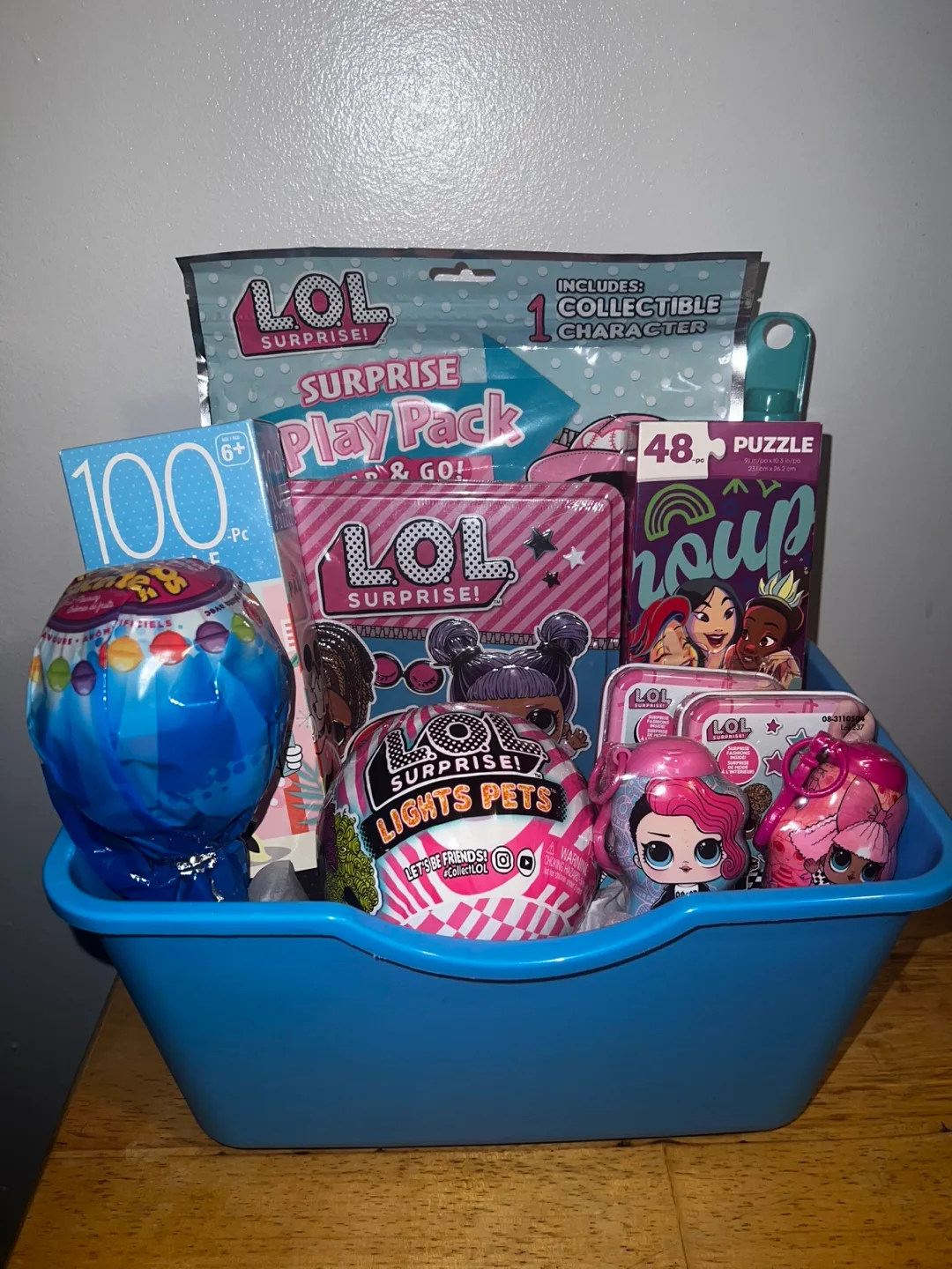 LOL Surprise! Gift Basket - Toys, Games & More! image indicator(2)