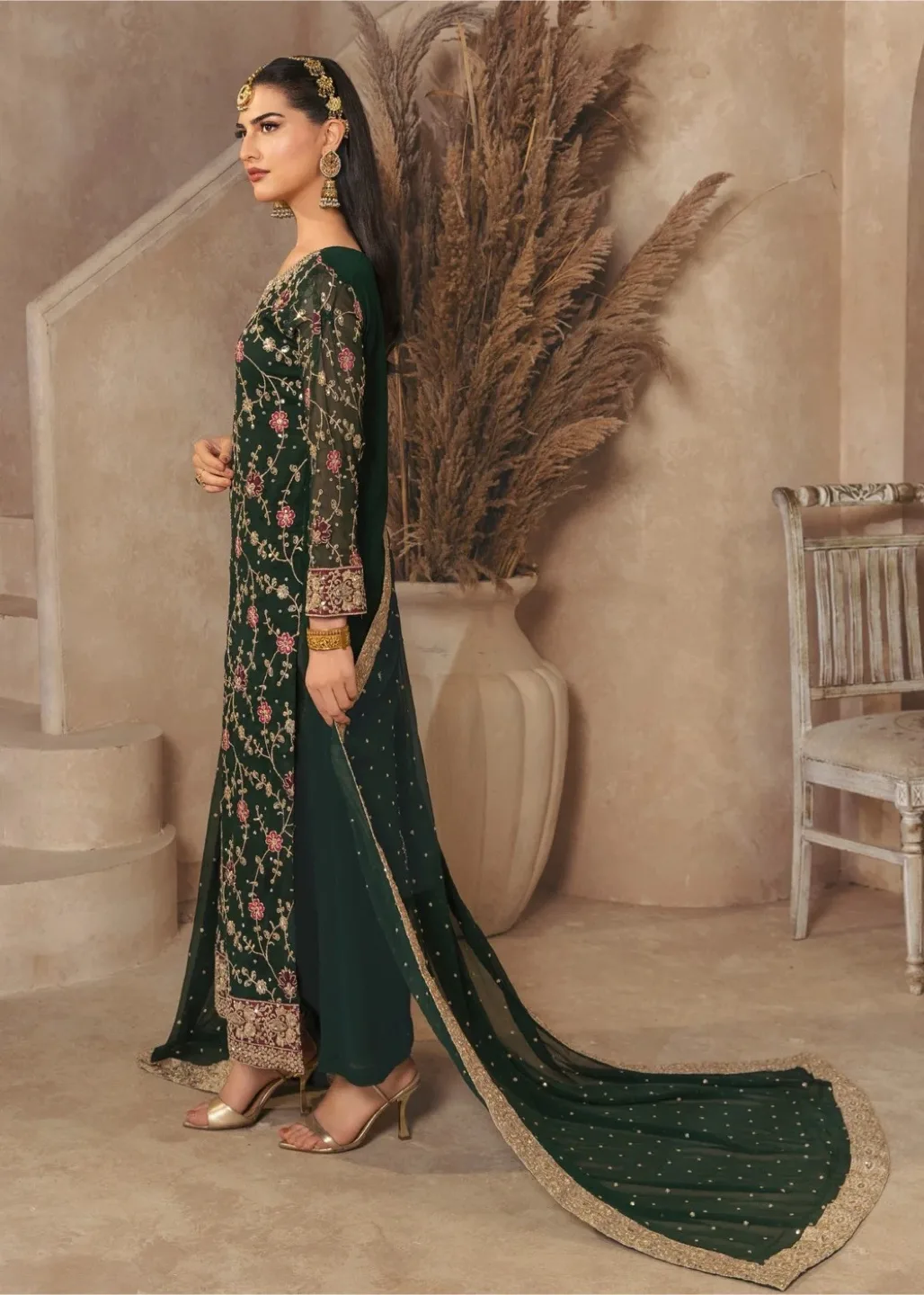 Pakistani Green Embroidered Shalwar Kameez Suit image indicator(2)