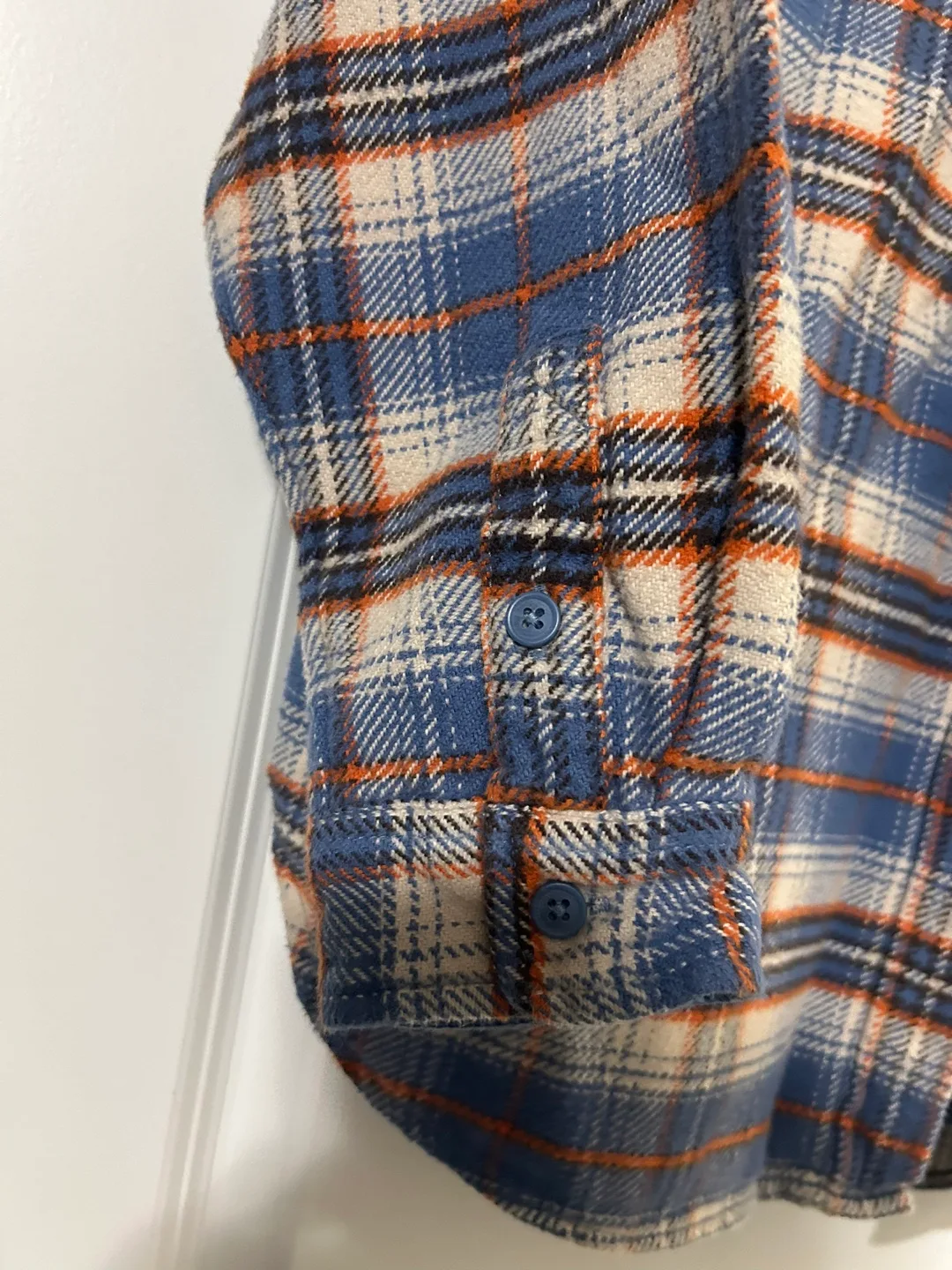 American Eagle Oversized plaid cotton Button-Up Shirt size xs/s image indicator(8)