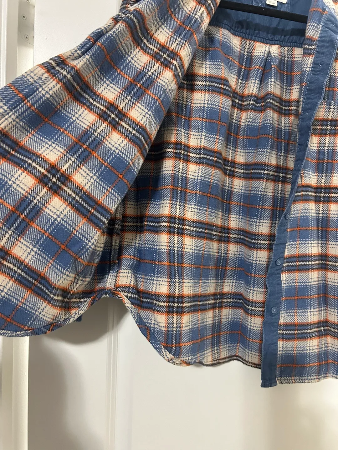 American Eagle Oversized plaid cotton Button-Up Shirt size xs/s image indicator(7)