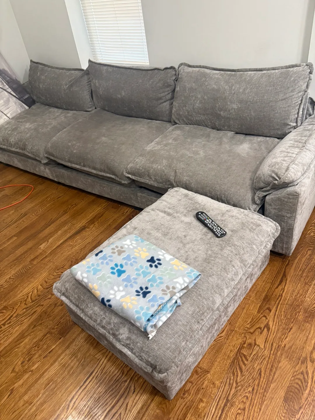 Grey L Sectional Sofa with Ottoman thumbnail