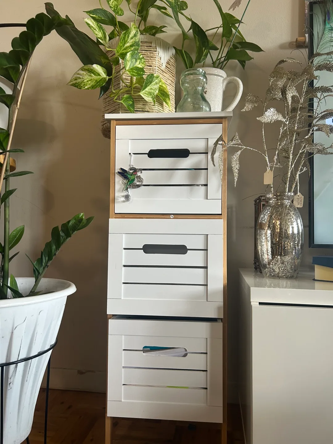 Three-tiered White Wooden Crate Organizer thumbnail