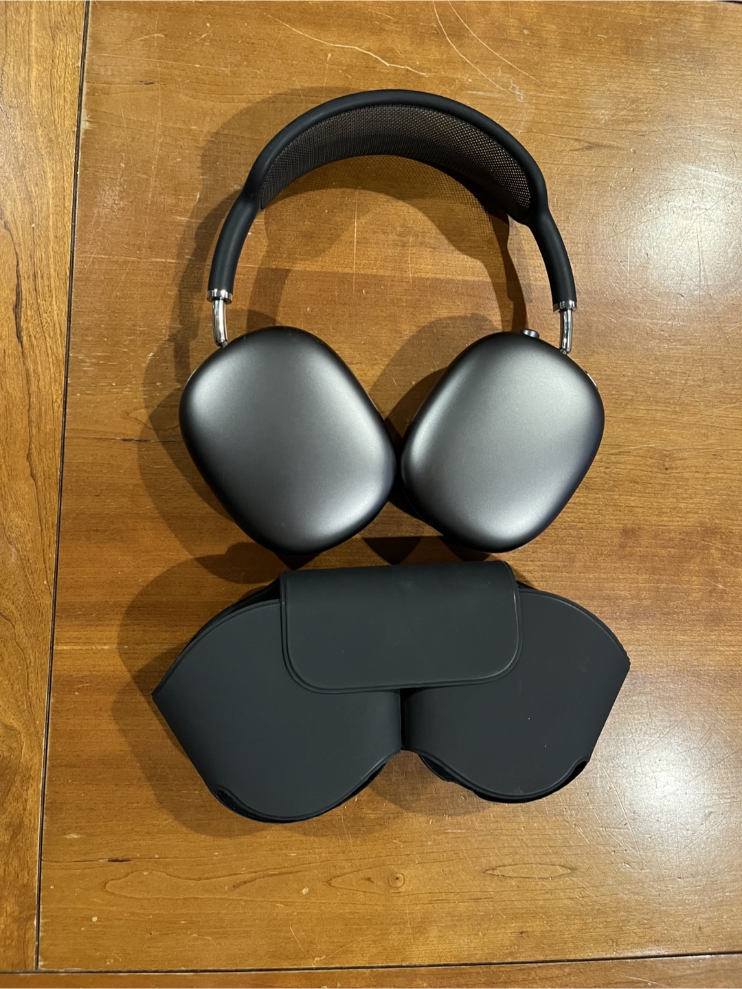 Apple AirPods Max Headphones - Space Grey