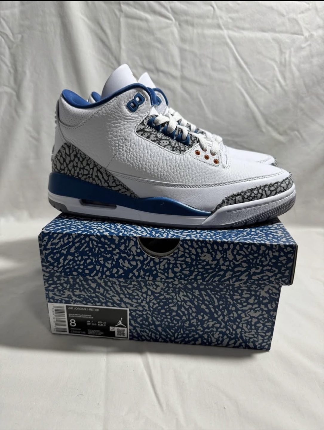 Air Jordan 3 Retro Men's Size 8 - photo 2