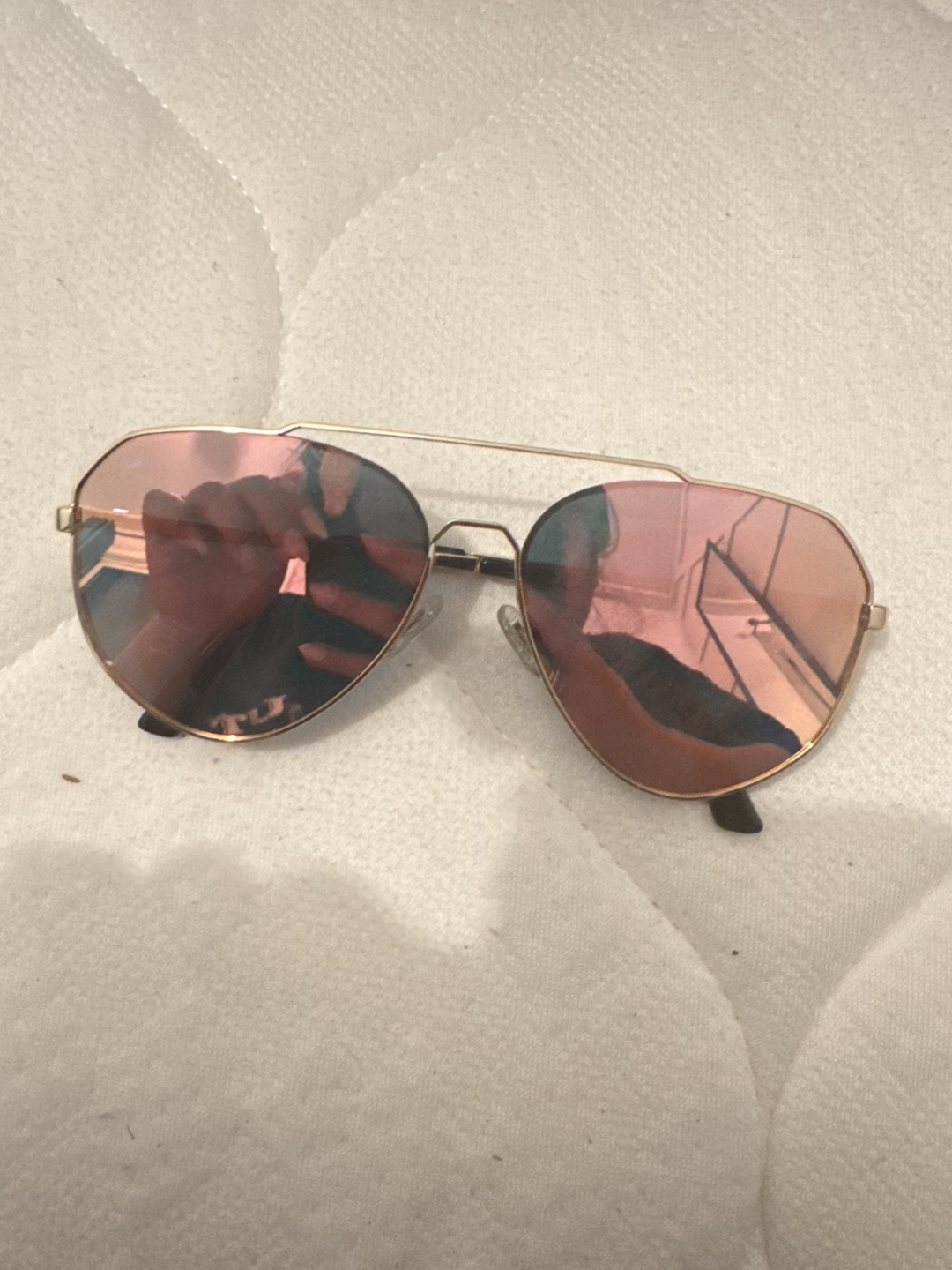 Rose Gold Aviator Sunglasses