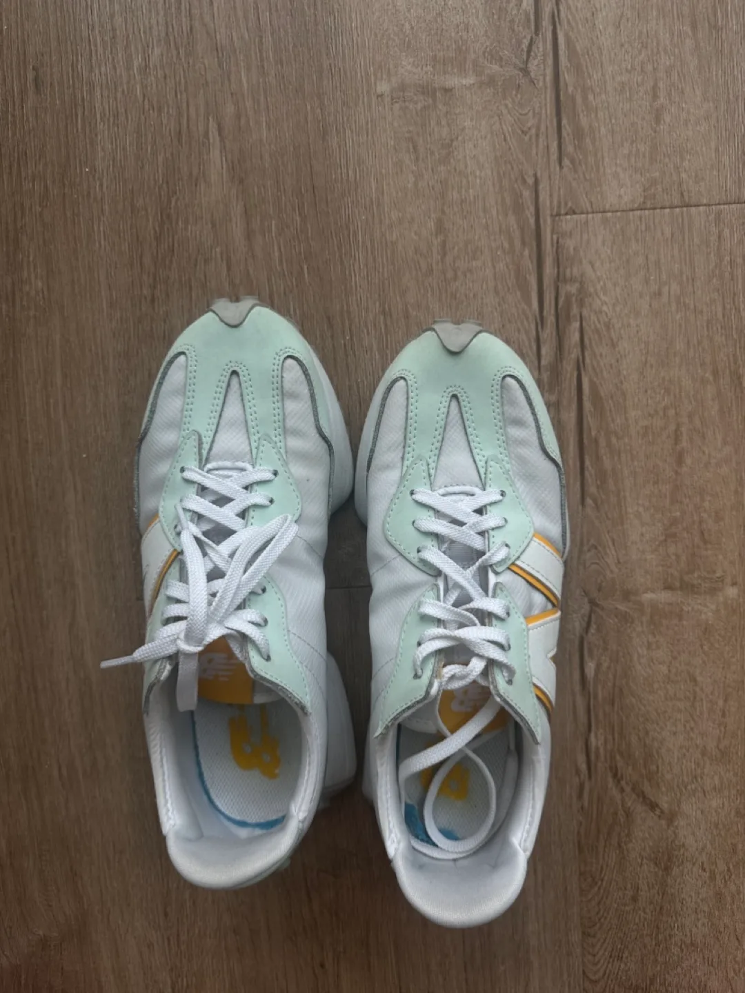 New Balance 327 Summer Fog Seafoam (Women's) image indicator(2)