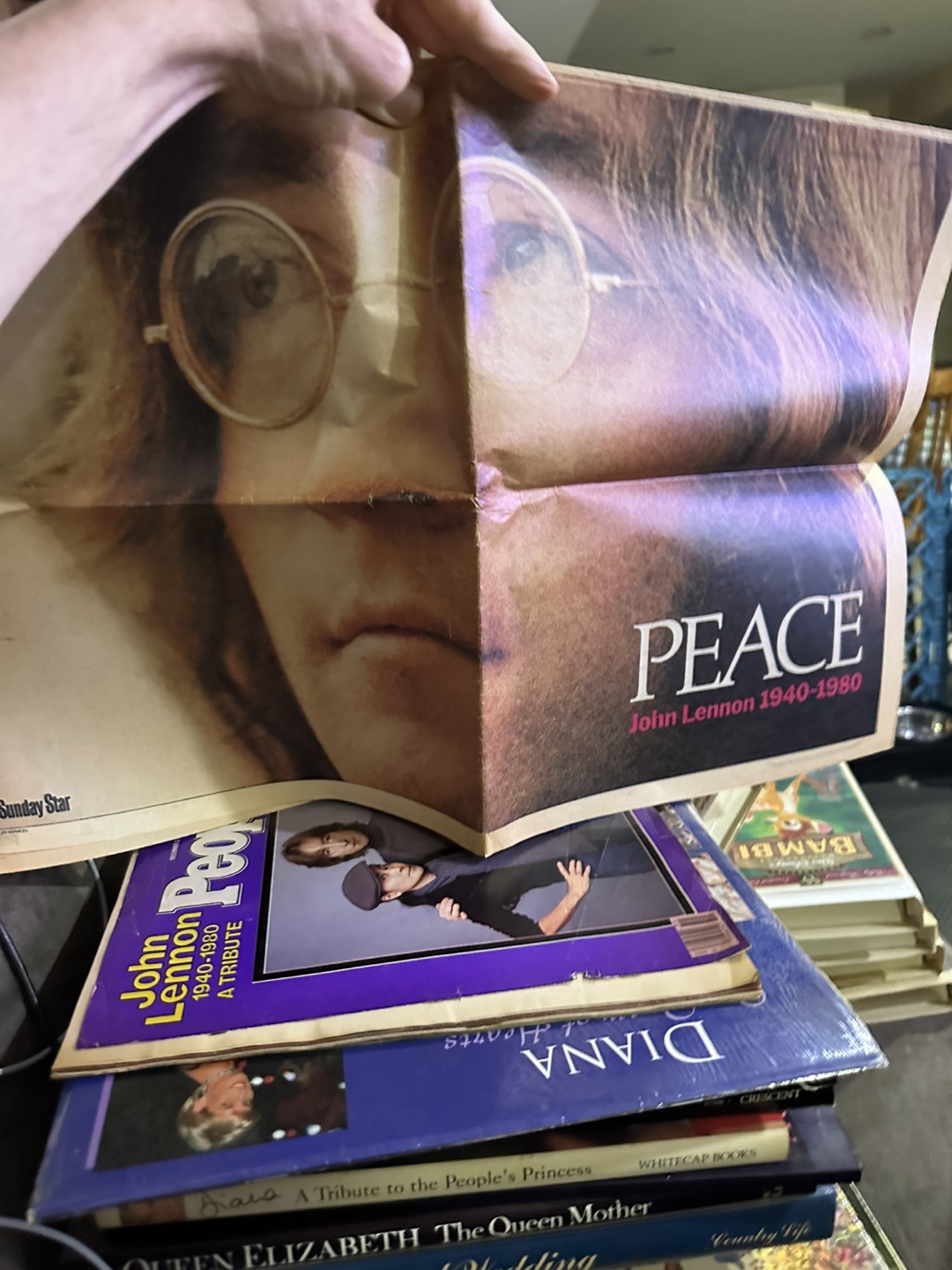 Vintage Sunday Star Newspaper Tribute to John Lennon - photo 2