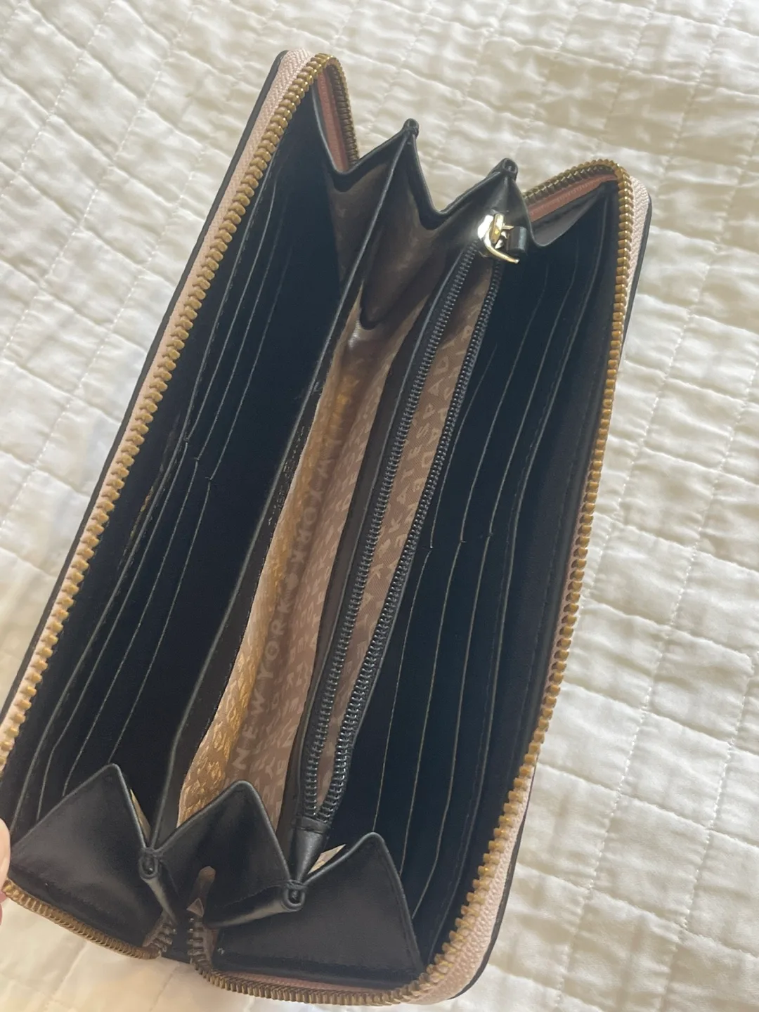 Kate Spade New York Two-Tone Zip Around Wallet image indicator(3)