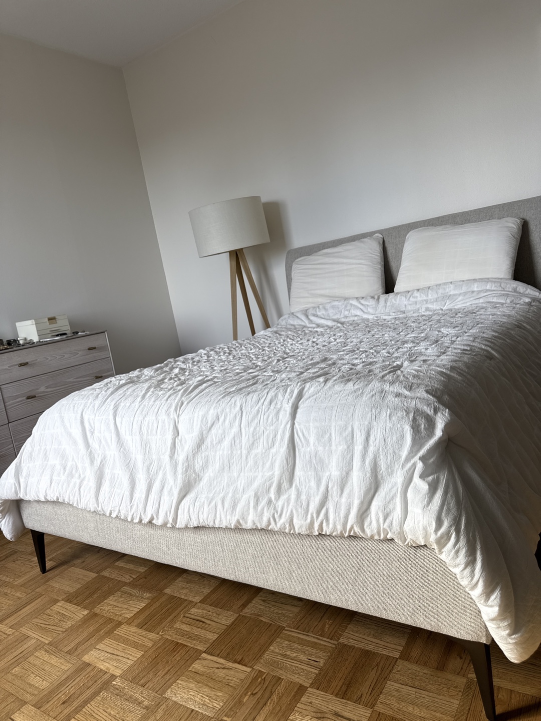West elm Queen Size Bed Frame - available in July - photo 2