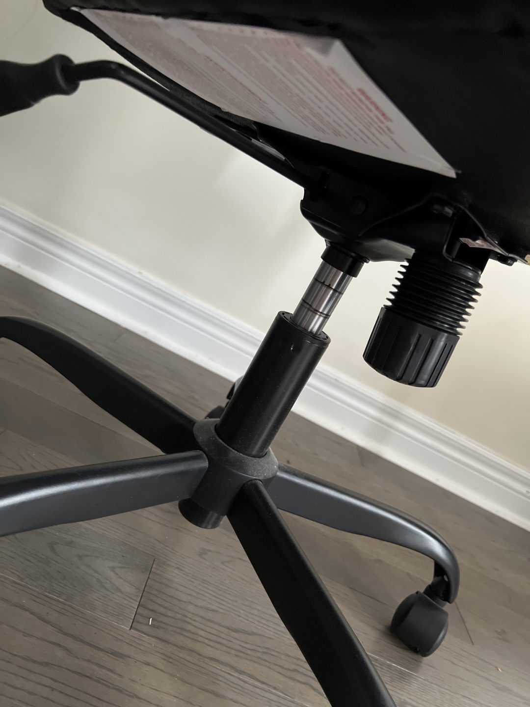Black Office Chair with Adjustable Height - photo 3