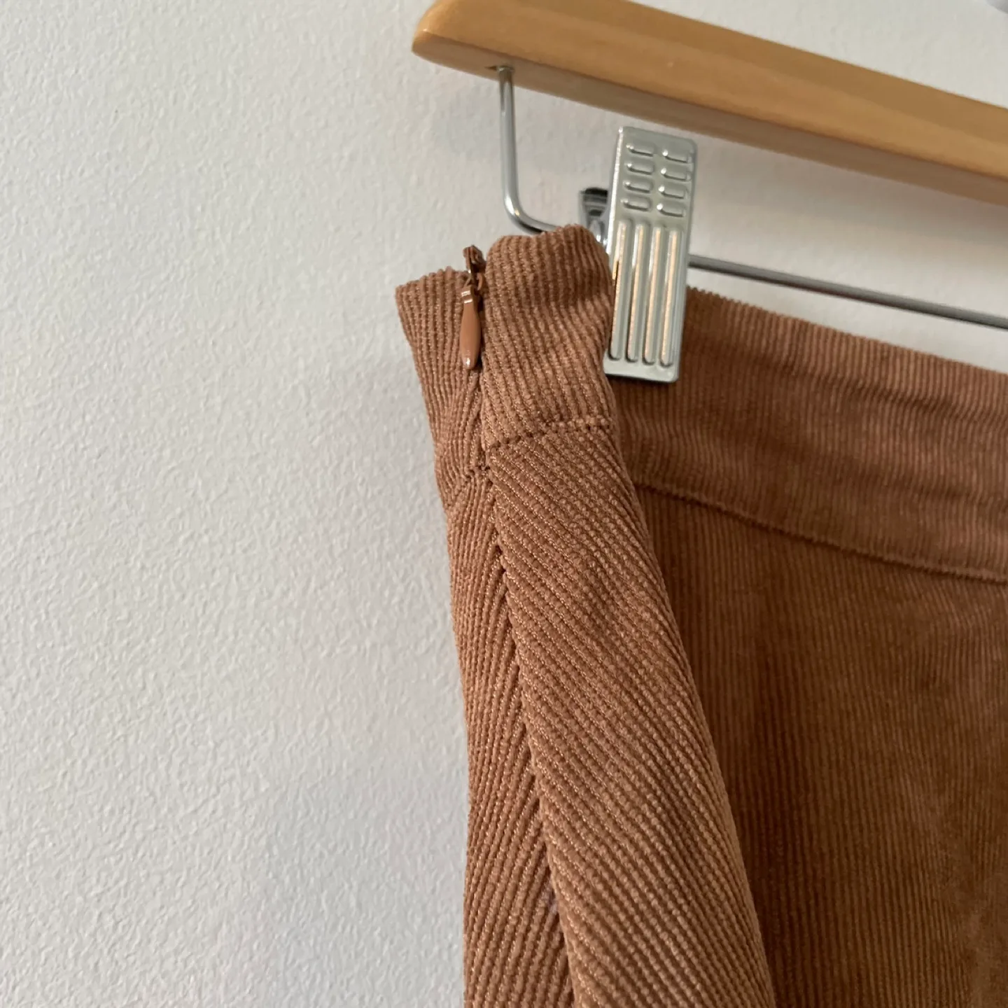 Brown Corduroy Midi Skirt Size Small EUC image indicator(3)