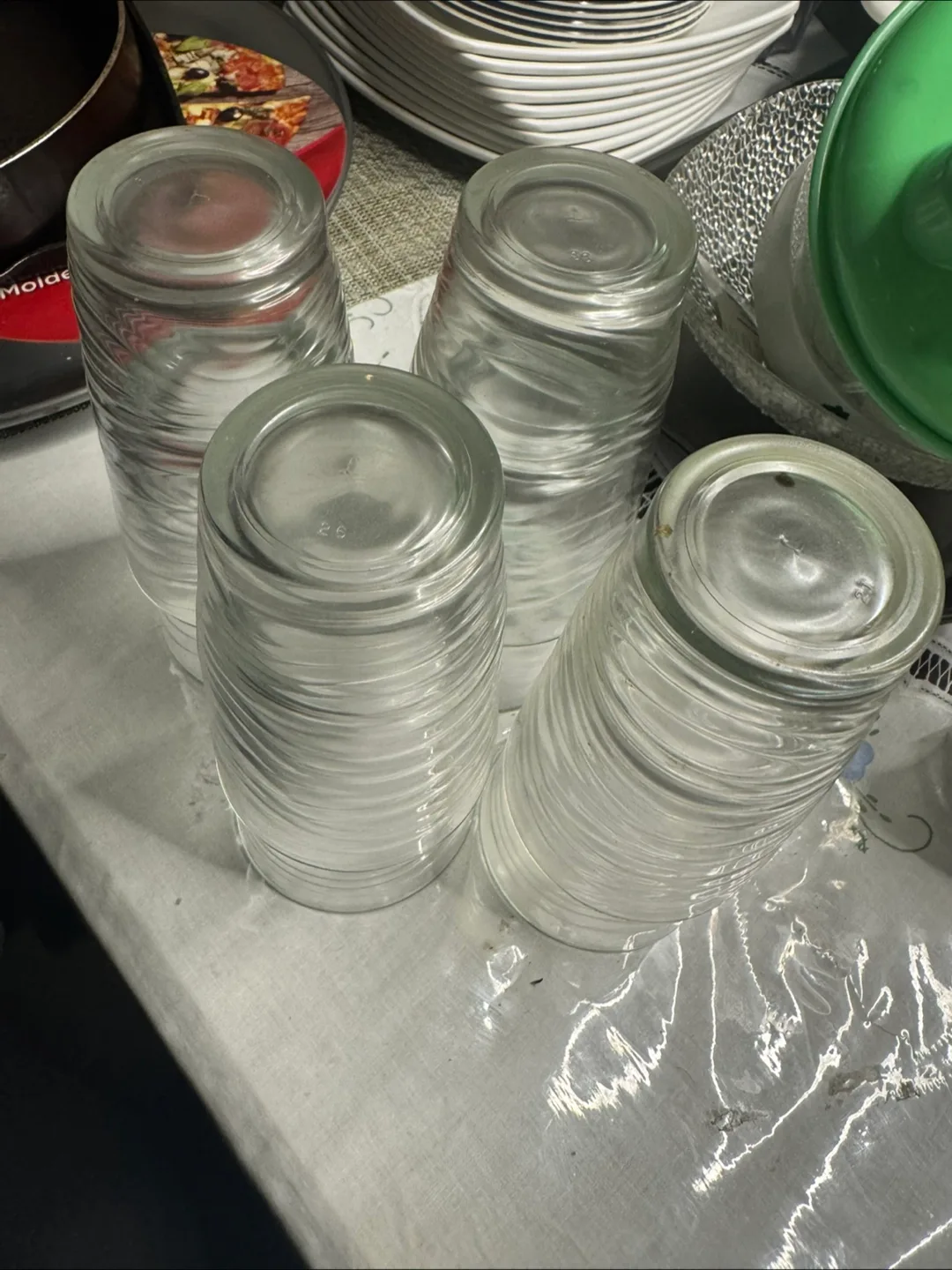 Set of 8 Clear tall glasses thumbnail