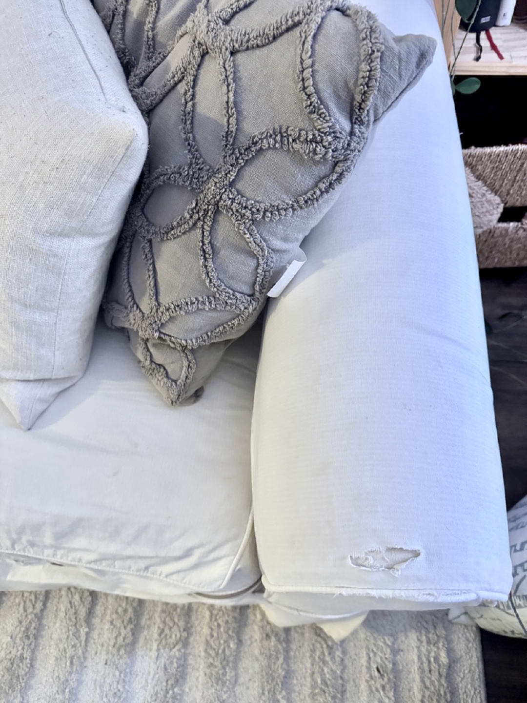 Plush white couch - Baldwin Slip Covered Sofa 89” - photo 4