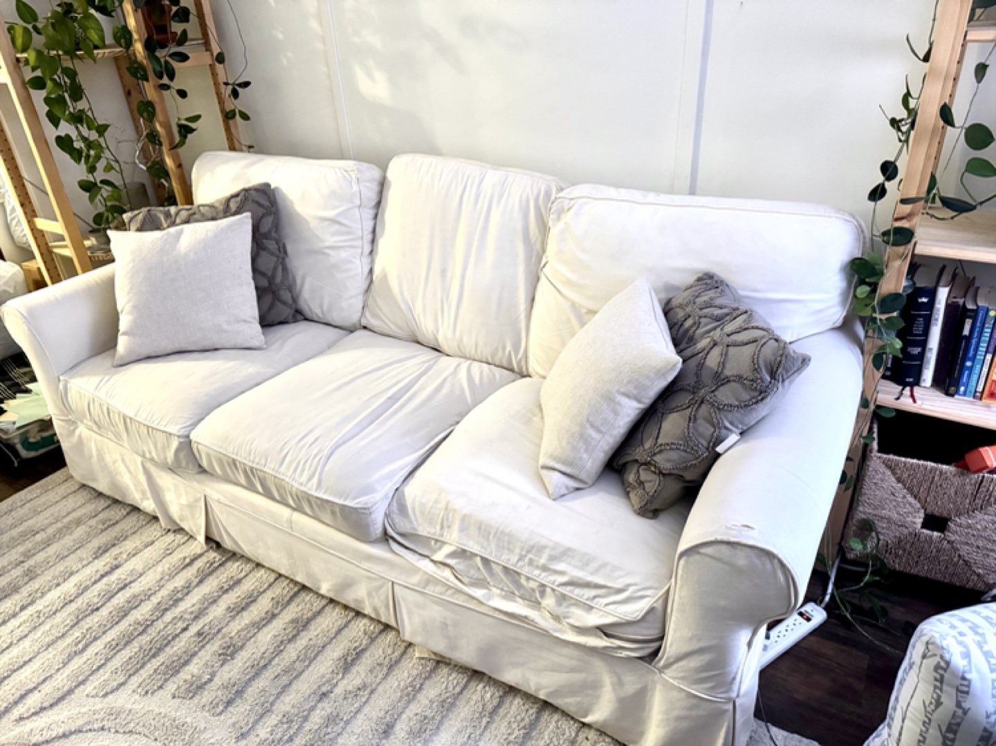 Plush white couch - Baldwin Slip Covered Sofa 89” - photo 3