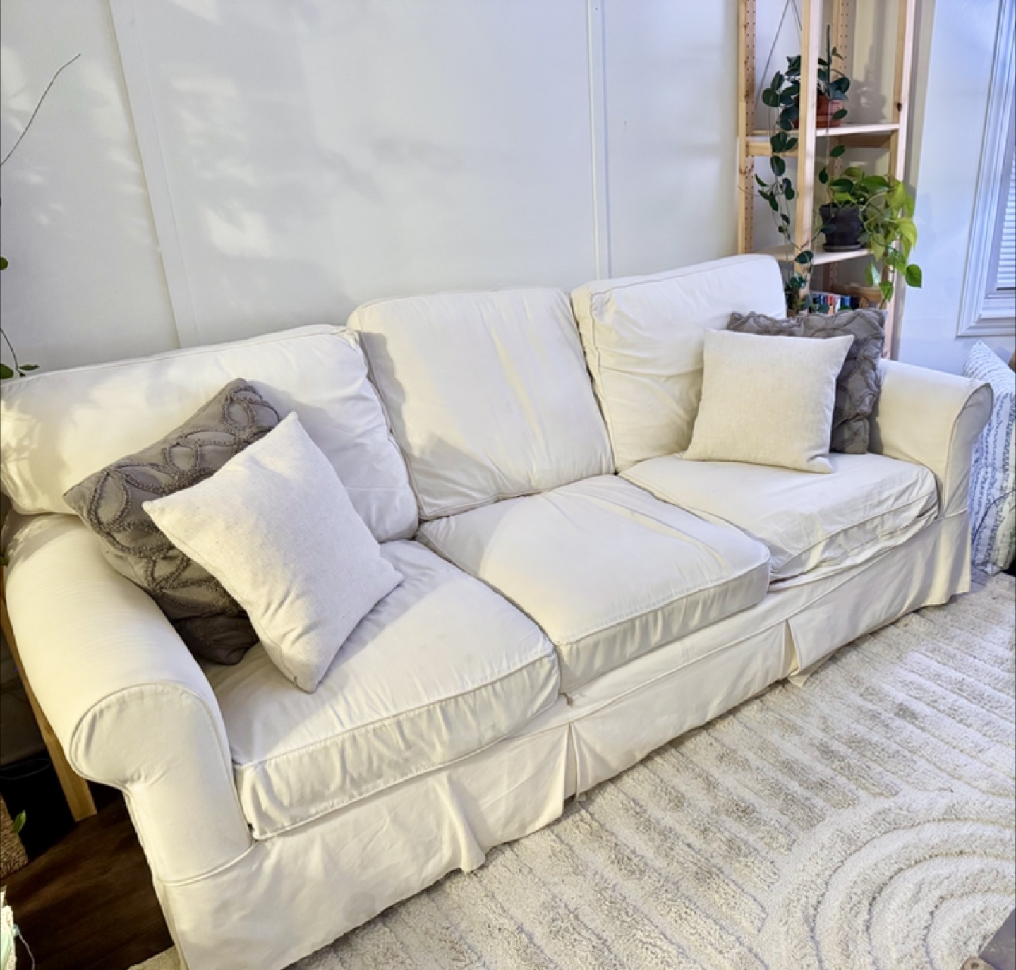 Plush white couch - Baldwin Slip Covered Sofa 89” - photo 2