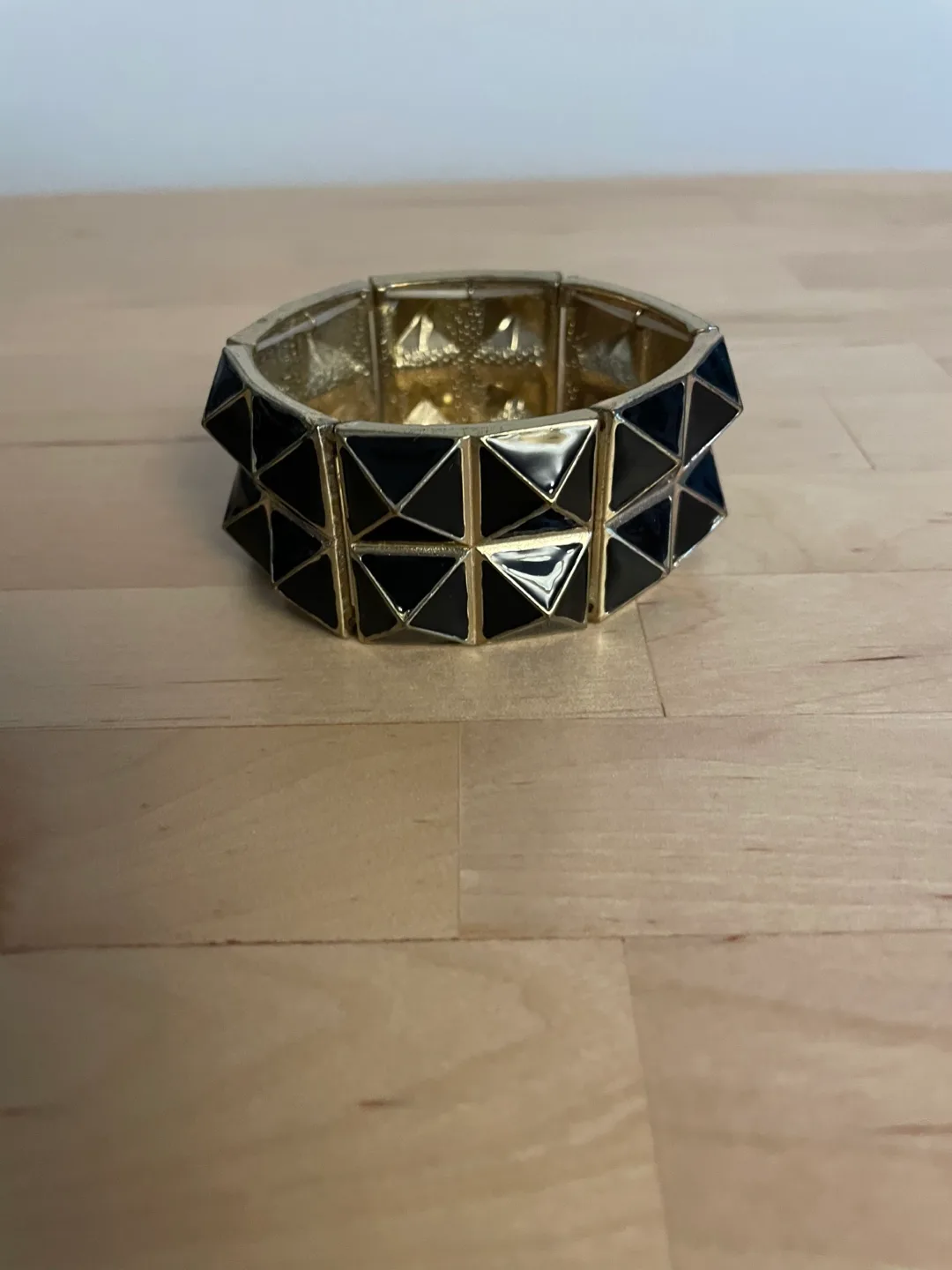 Gold and Black Geometric Stretch Bracelet thumbnail