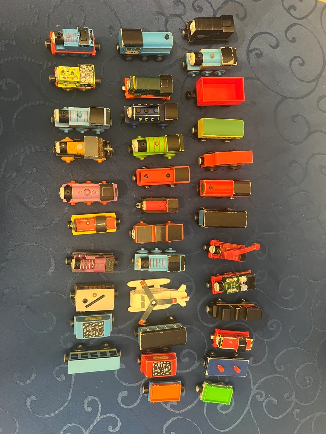 Trains, Large Collection! image indicator(4)