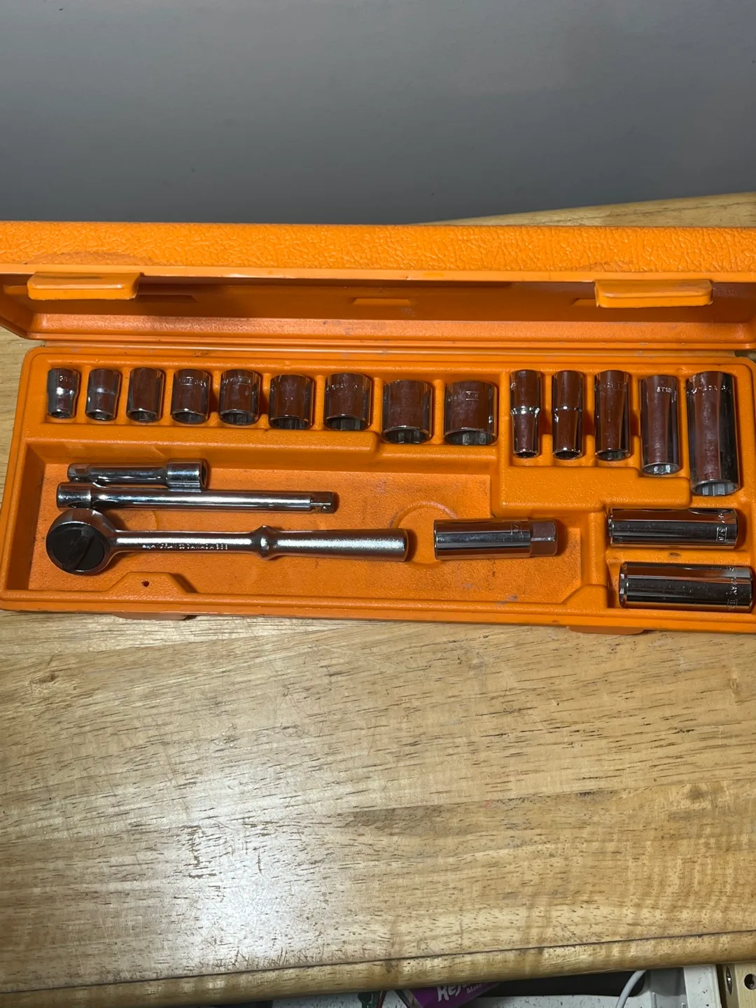 Gray Toole Maple Leaf Socket Set image indicator(2)